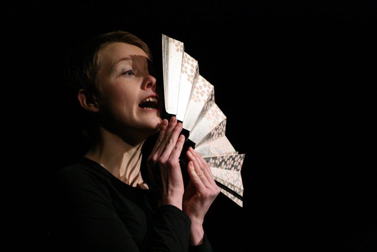 Image représentant Edwige Bage pour son spectacle Issun Böshi