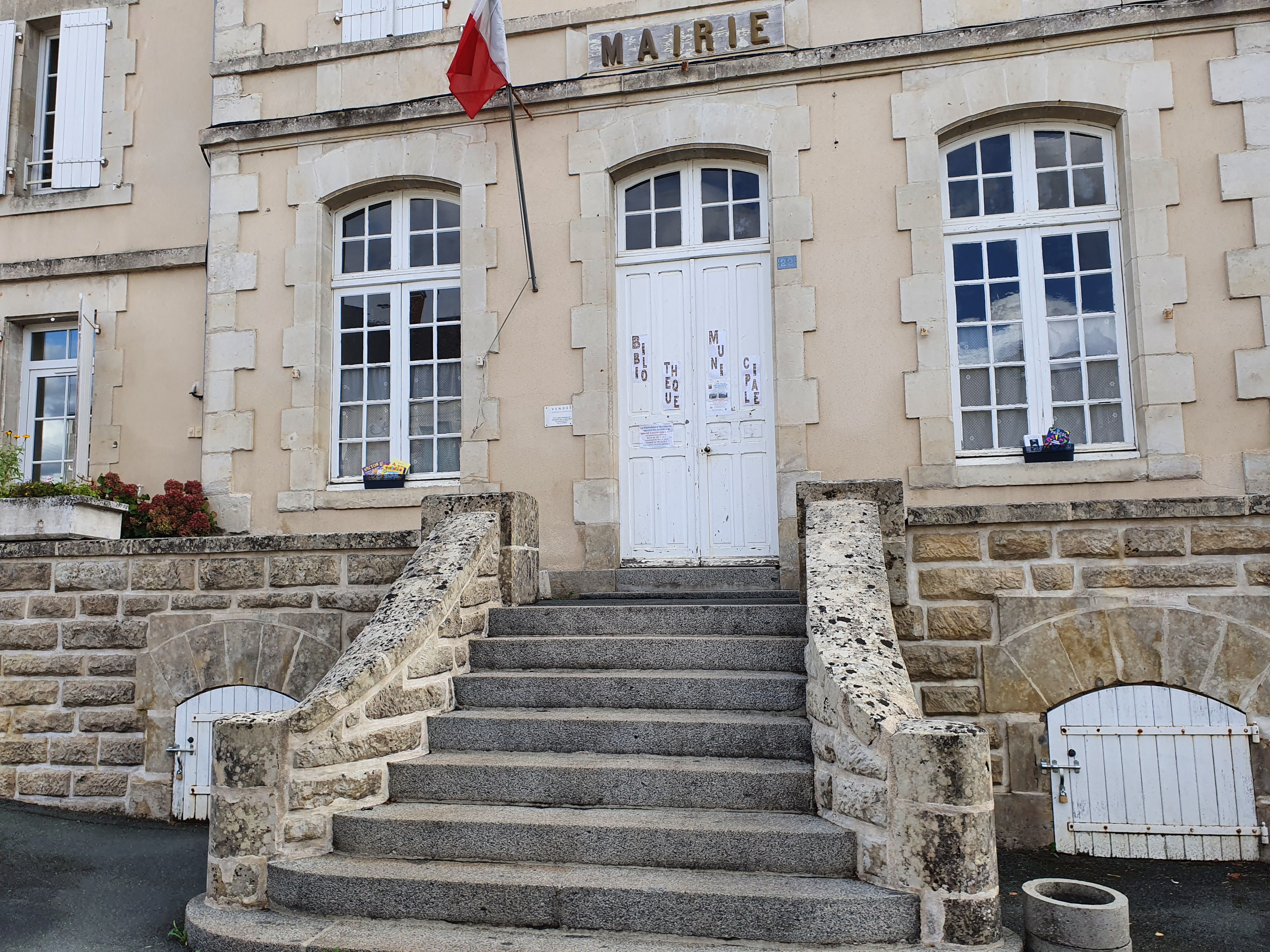 Image représentant la bibliothèque de la Caillère-Saint-Hilaire
