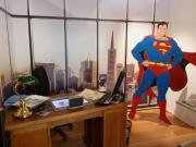 Expo-Super-Heros-bureau-Superman